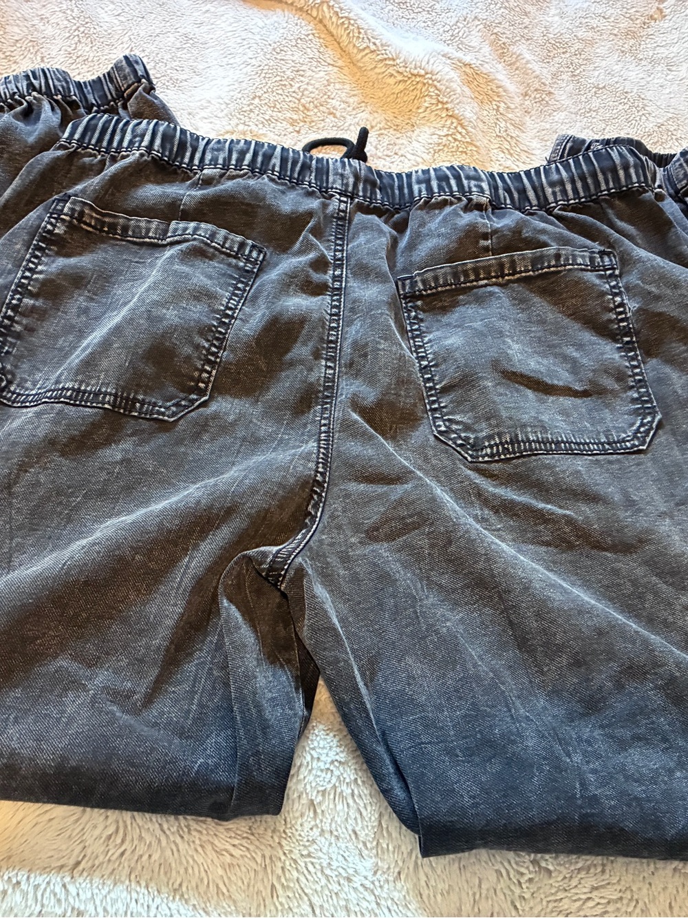 WOMANS SO STRETCH JOGGERS HIGH RISE SIZE LARGE-BLK - Picture 2 of 6